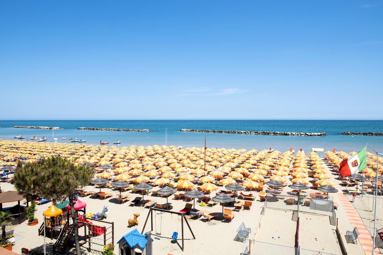 Hotel La Conchiglia Bellaria-Igea Marina Exterior foto